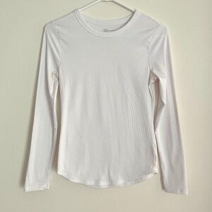 No Boundaries White Long Sleeve Under Shirt Soft Polyester/ Spandex Size Medium